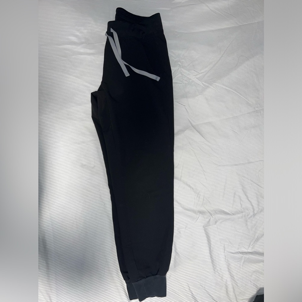 FIGS Clothing Zamora Jogger Scrub Pants